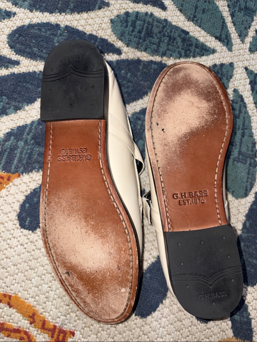 Women's Cream Leather T-Strap Loafers - Classic Style size 10 - Picture 7 of 9